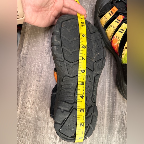 KEEN Newport H2 Rainbow Tye Dye Women's Sandals Waterproof Outdoor 9.5/10W - Picture 11 of 11